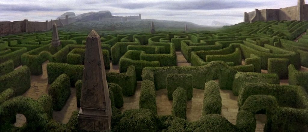 evil-hedge-maze-fairy-tale