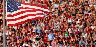 american-fears-flag-crowd