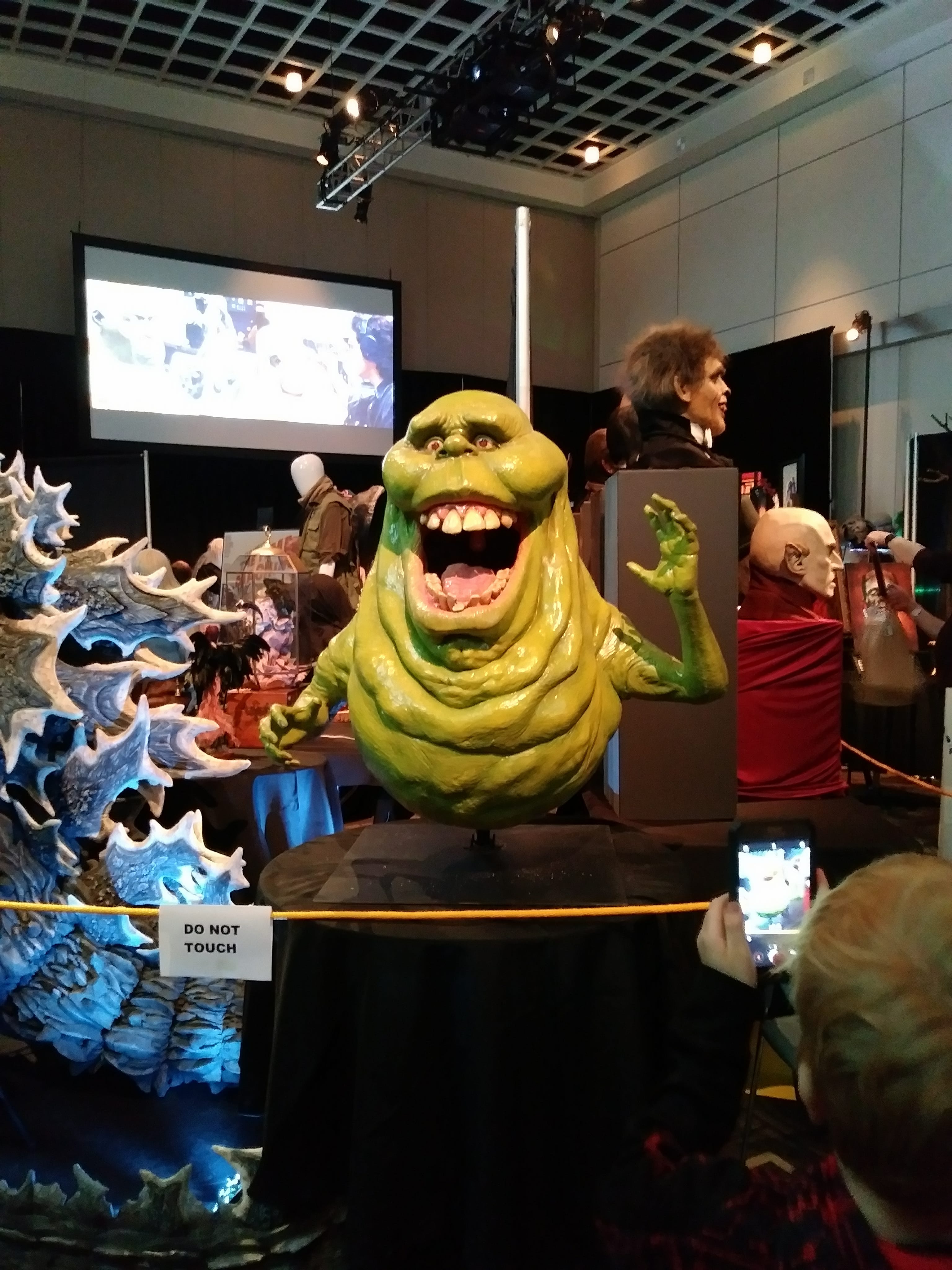 monsterpalooza-2018-horror-convention-ghostbusters-slimer